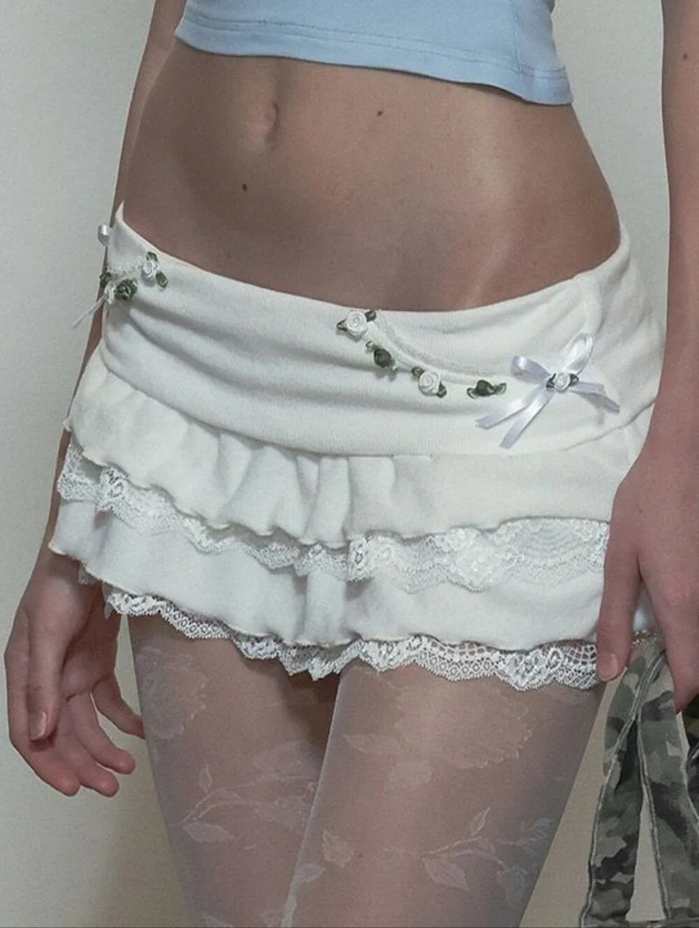 Sculptor Terry White Ruffled Lace Mini Skirt Skort Floral Trim